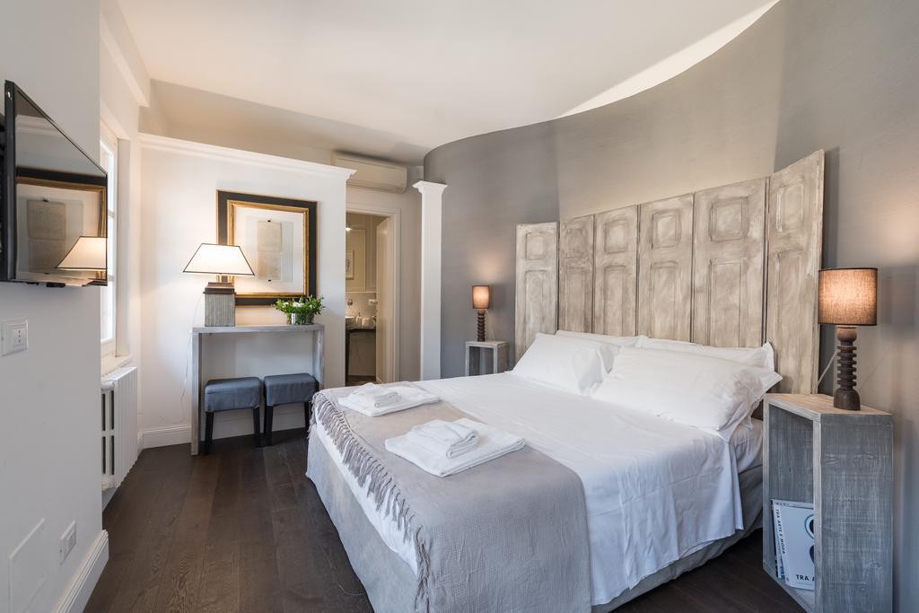 Novella Goldoni Suite-By Florence Concierge ภายนอก รูปภาพ