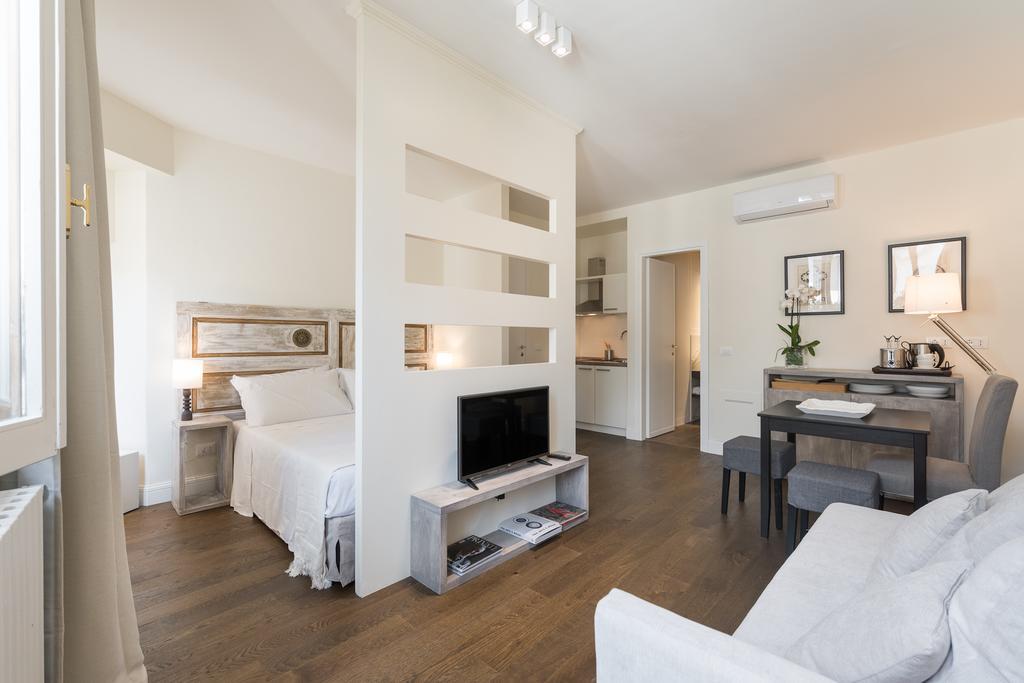 Novella Goldoni Suite-By Florence Concierge ภายนอก รูปภาพ